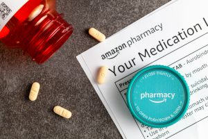 Czy można wydać lek w dawce 10 mg zamiast 15 mg przy zachowaniu sumarycznej ilości substancji czynnej? Co na to przepisy? (fot. shutterstock.com)
